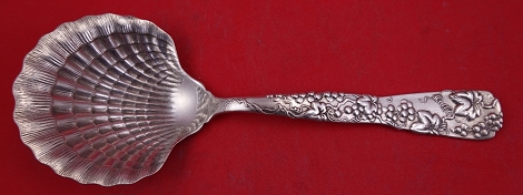 Berry Spoon clam shell  w/ grape motif  9